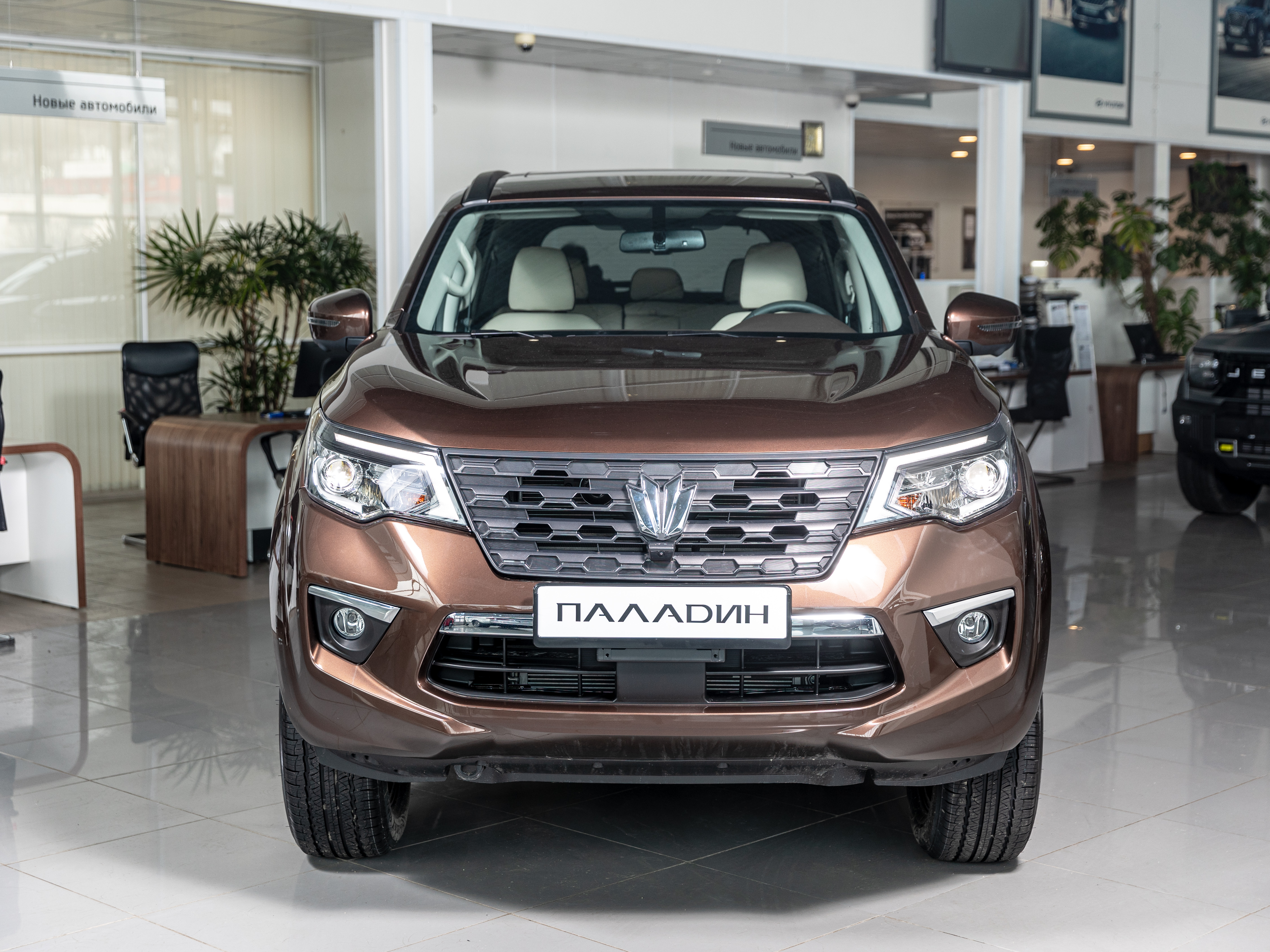 Паладин Престиж (4WD-TOP)