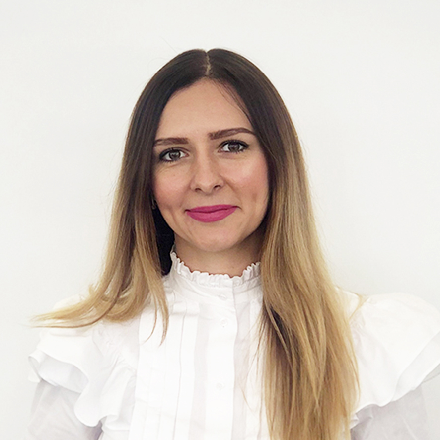 Галина Неволина – Руководитель отдела кредитования и страхования