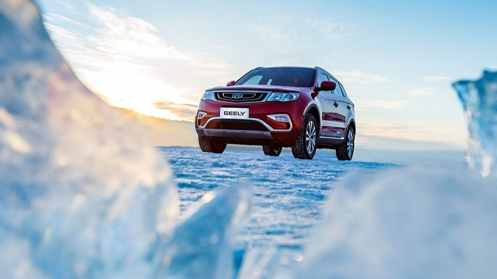 Советы по безопасному вождению зимой на автомобилях Geely