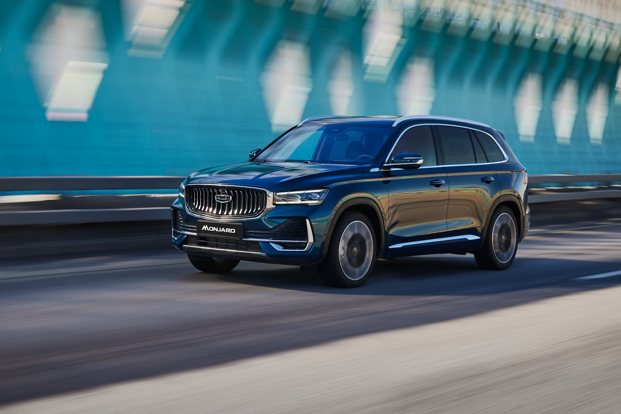 Максимальная выгода на новые автомобили GEELY до 900 000 руб.* в Медведь Альянс