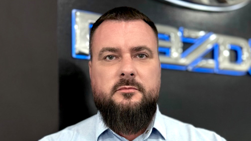 Владимир Петров
