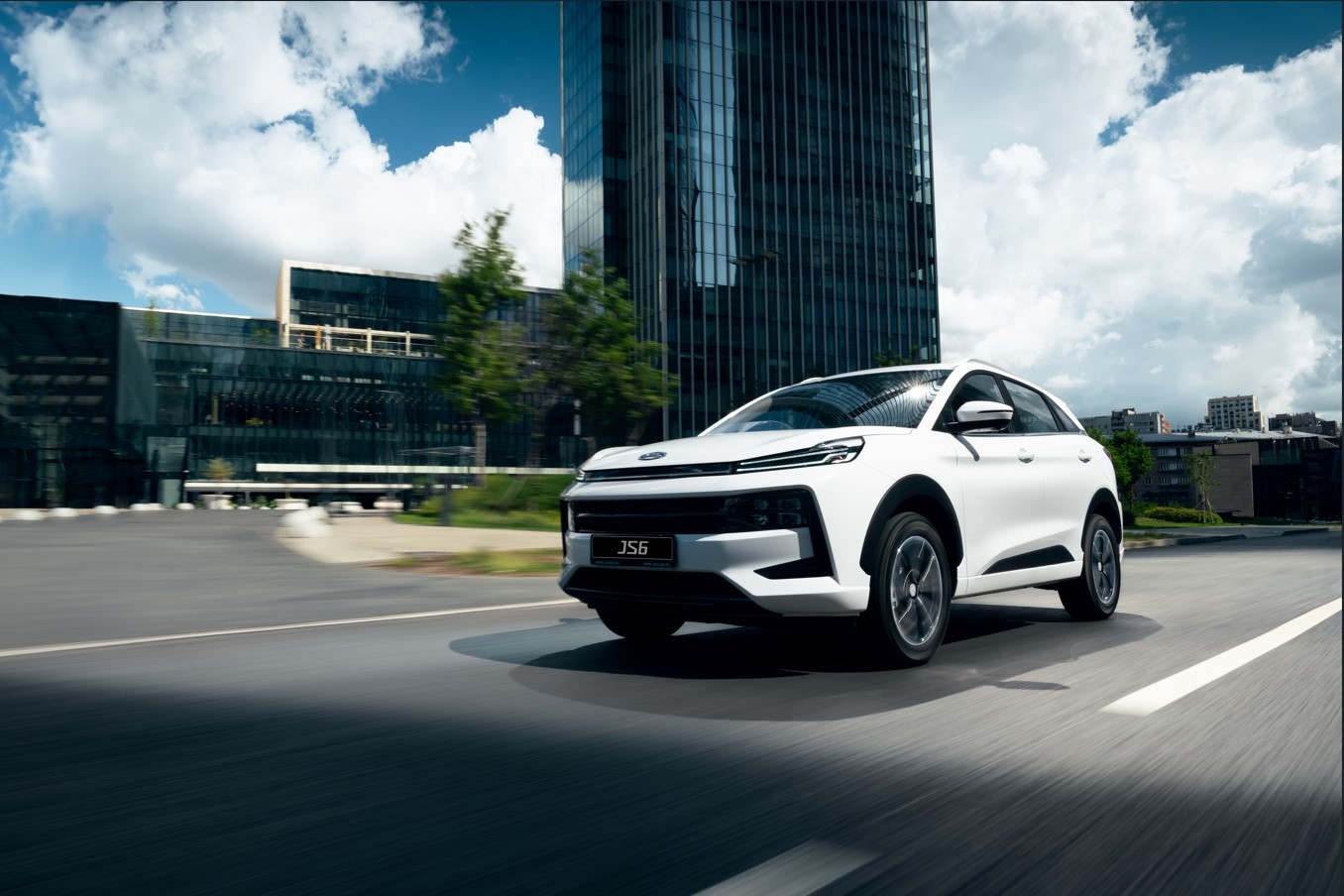 Выбор комплектации JAC JS6: COMFORT, LUXURY, FLAGSHIP