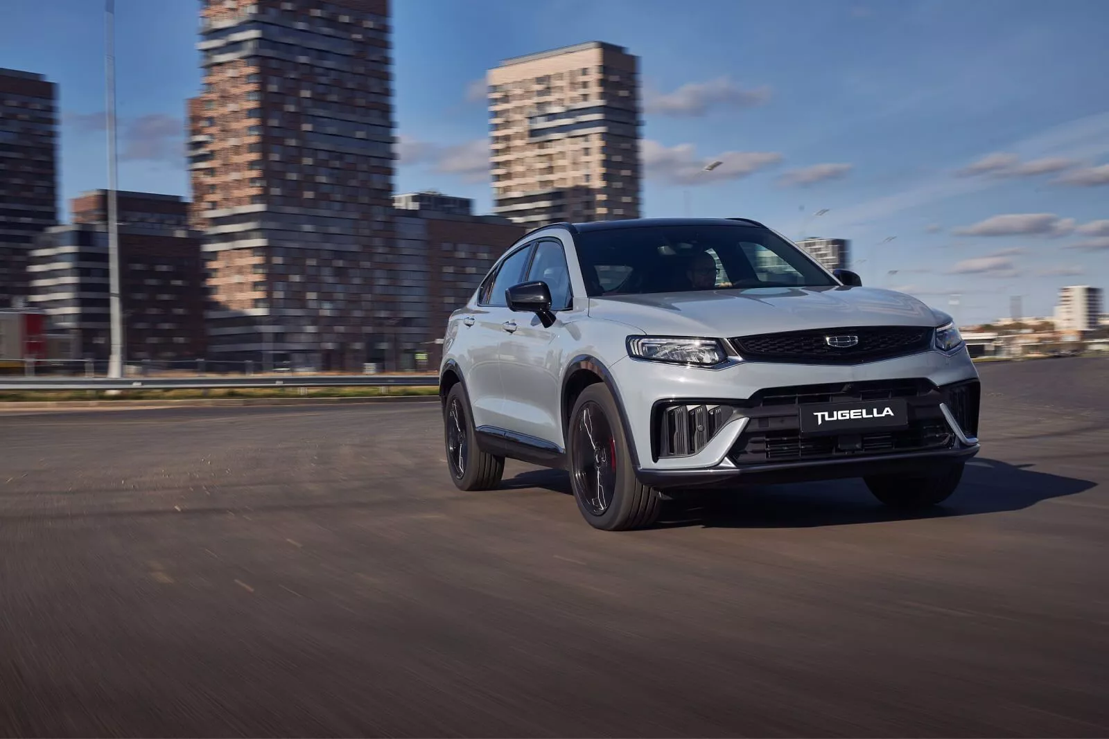 Экономичность в деталях: расход топлива Geely Tugella на 100 км в реальных условиях