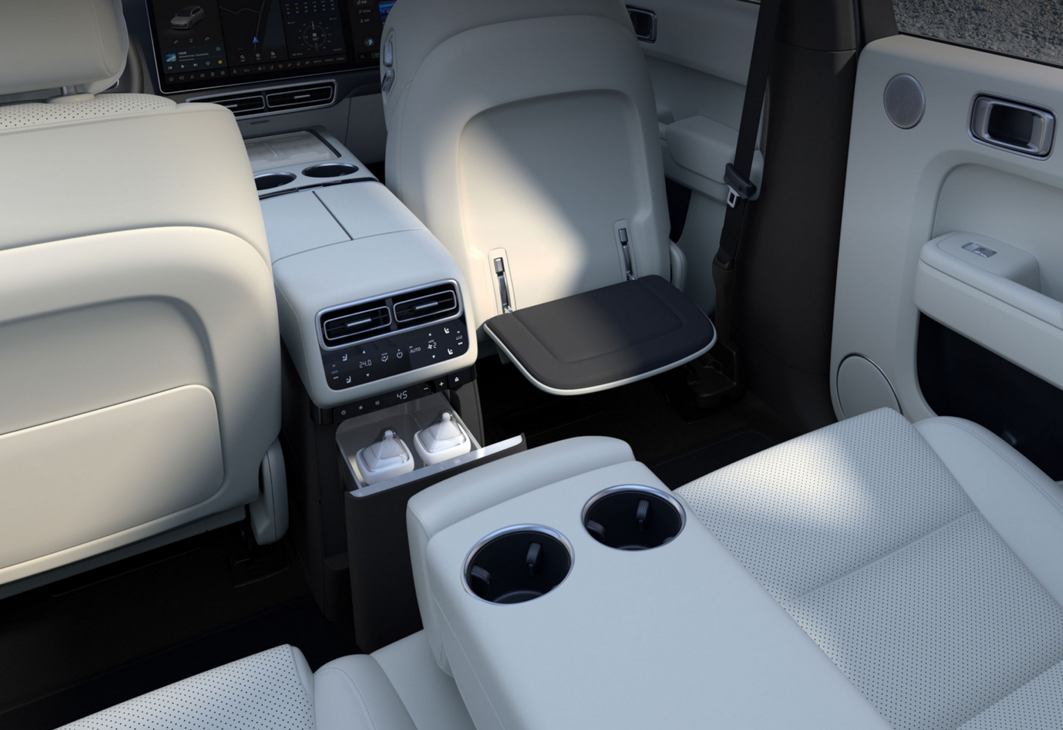 Оттоманка для заднего пассажира