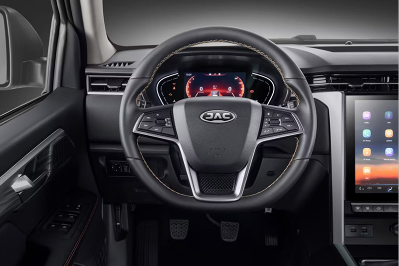 Какой JAC выбрать для города, а какой для путешествий?