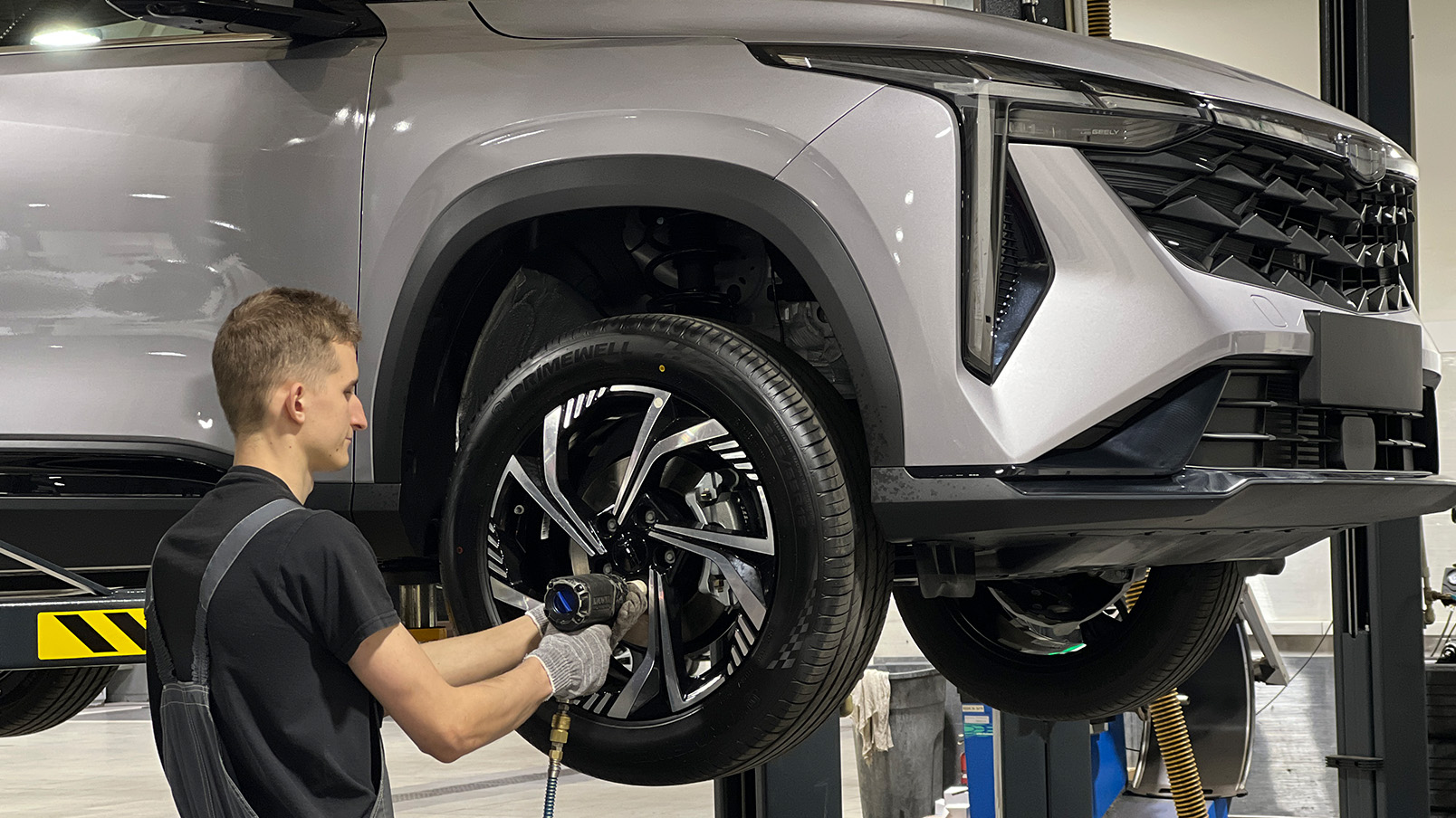 СЕЗОННЫЙ ШИНОМОНТАЖ