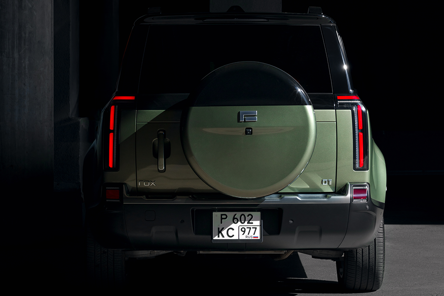 ПОЧЕМУ КВАДРАТ СНОВА В МОДЕ?