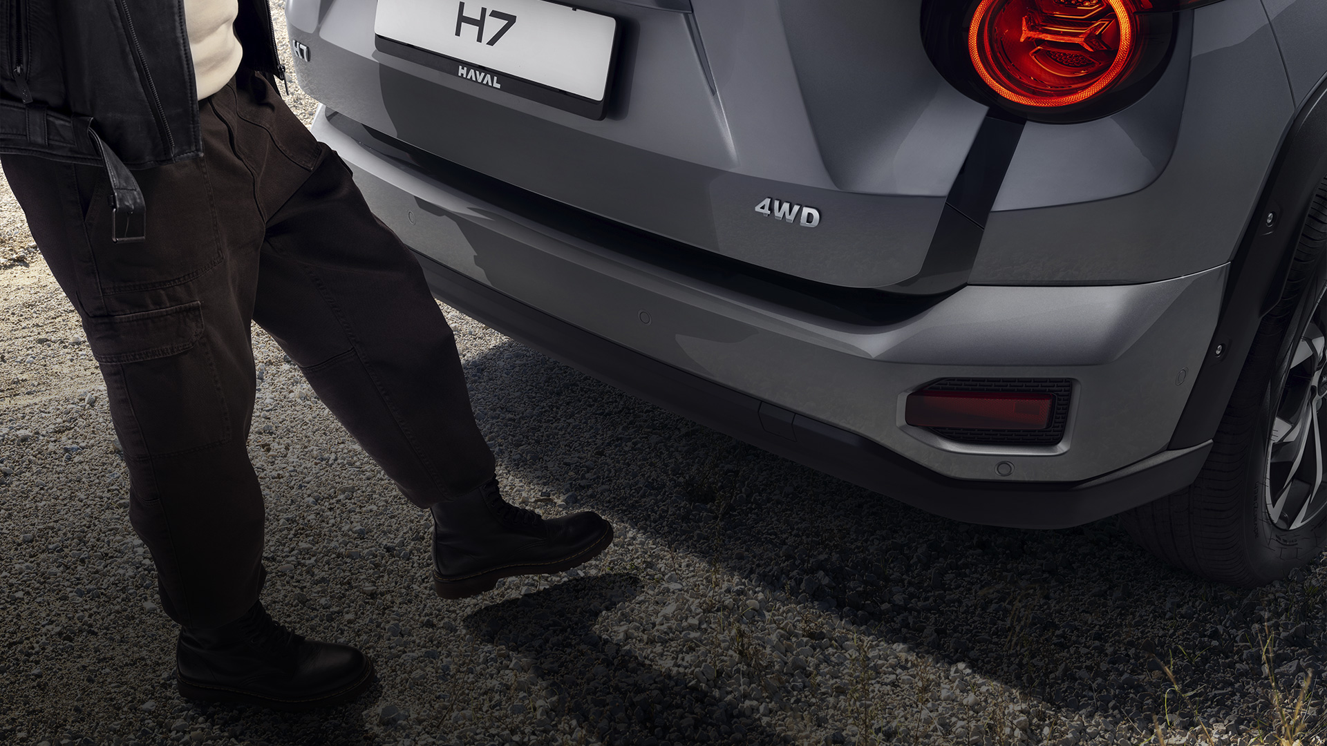 Электропривод двери багажника