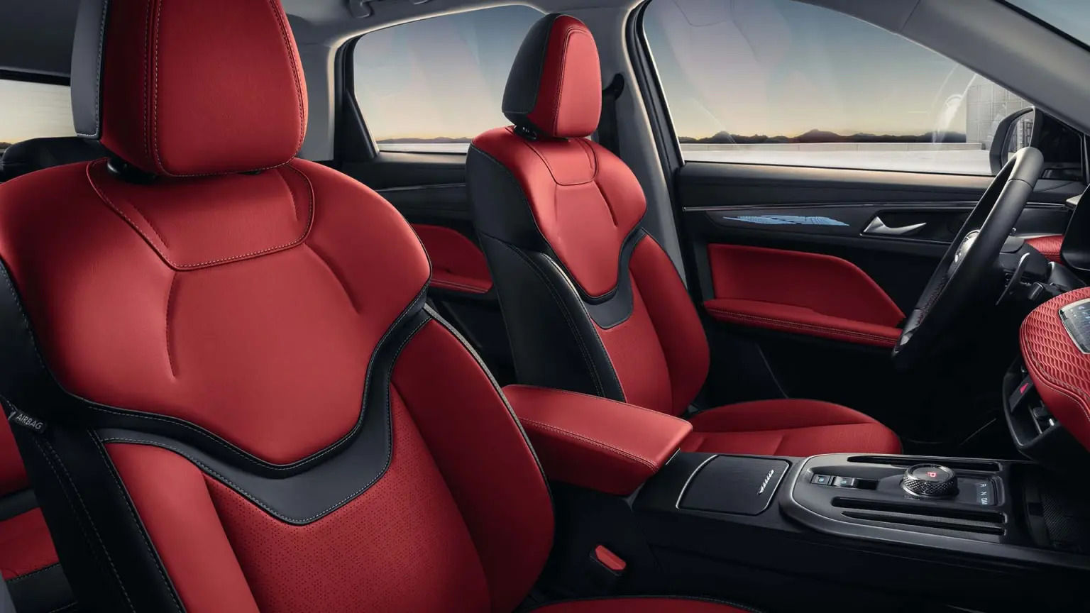 Haval F7 vs F7x 2026: мощность, привод и багажник — что лучше после рестайлинга?