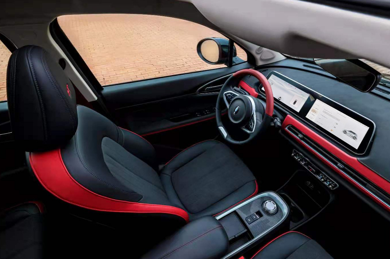 КРЕСЛО ВОДИТЕЛЯ С ФУНКЦИЕЙ МАССАЖА