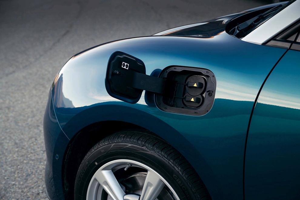 Одна розетка для двух способов зарядки